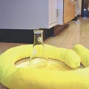 Lubetech 77-1000X10 Chemical Absorbent Sock 1.2m 10 Pack 6 Lubetech 77-1000X10 Chemical Absorbent Sock 1.2m 10 Pack - Image 4